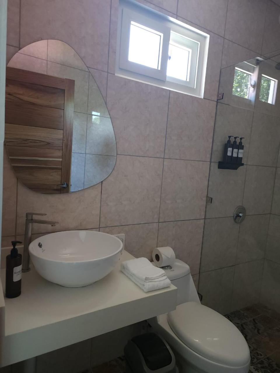 Alma Del Bosque Hotel Тортугеро Екстер'єр фото